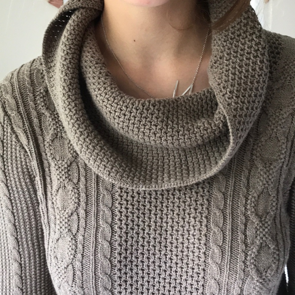 Sweater - Picture 2 of 5